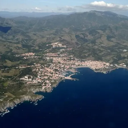Petit En Bord De Avec Parking Et Wi-fi * Banyuls-sur-Mer